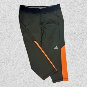 Adidas Techfit  Medium Compression Black & Orange Women’s Capri Athletic Pant M